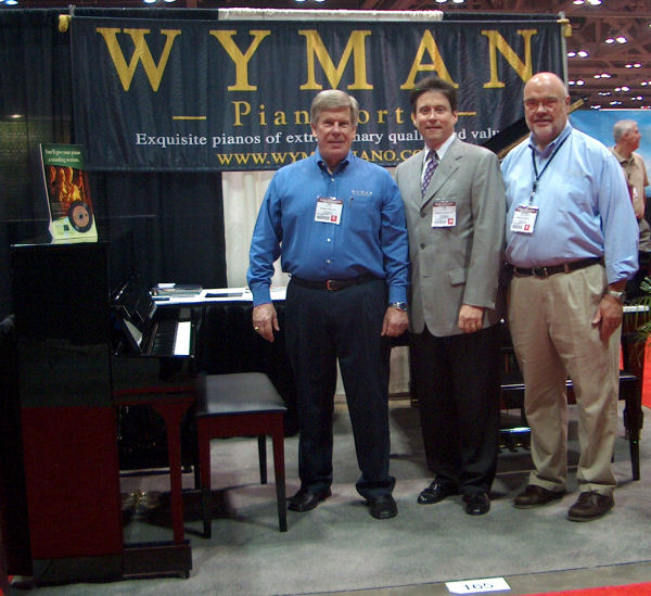 This is a picture of Tim Laskey (Wyman Piano), George Benson
        (Wyman Piano), and Ed Vodicka (WebOnlyPiano) after Wyman Piano and
        WebOnlyPiano crafted a strategic alliance together.